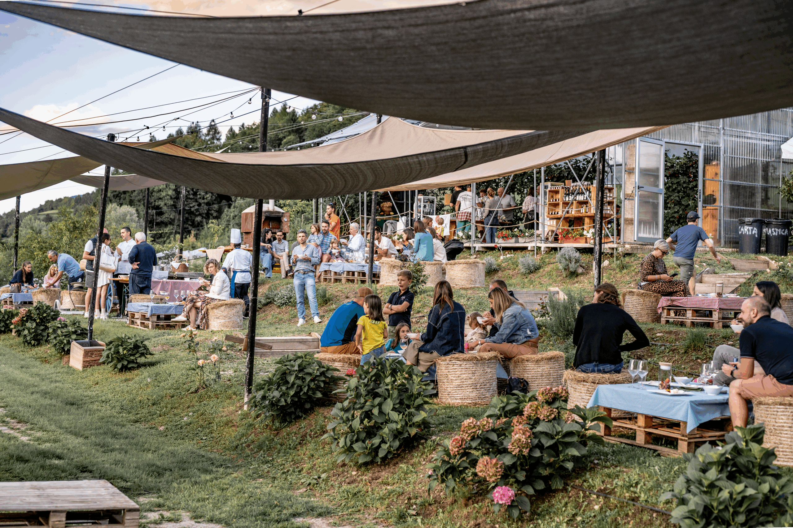 Aperitivo e prodotti locali per il Deges Day